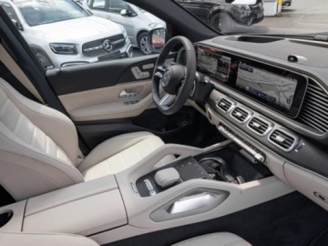 Mercedes GLS X167 SUV Facelifting 3.0 350d 313KM 2026 MERCEDES-BENZ GLS 350 d 4-MATIC AMG Line 3.0 (313KM) 2026, zdjęcie 9