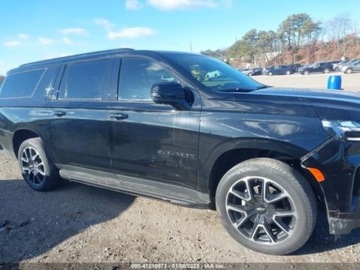 Chevrolet Suburban GMT900 2023 Chevrolet Suburban 2023 Chevrolet Suburban 2WD 4dr RST 5.3 Benzyna 355KM, zdjęcie 9