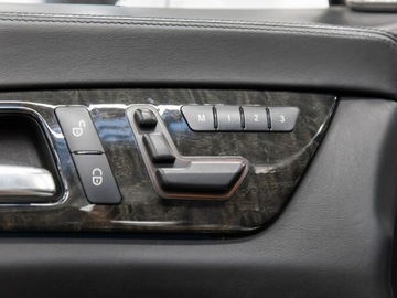 Mercedes CLS W218 2011 Mercedes CLS 63 AMG 557 KM. Bezwypadkowy. Idealny., zdjęcie 32