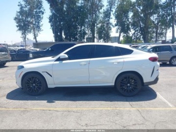 BMW X6 G06 2024 BMW X6 xDrive40I 2024 3.0l 3.0 Benzyna 375KM, zdjęcie 2