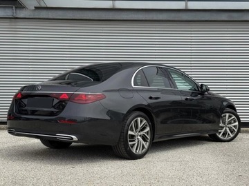 Mercedes Klasa E W214 Sedan 2.0 220d 197KM 2025 E Klasa 220 d 4-Matic Avantgarde 2.0 (197KM) 2025, zdjęcie 3