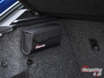 Небольшой органайзер для сумок в багажнике – CargoBag 1.5.