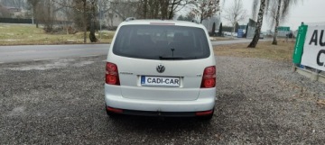Volkswagen Touran I 1.4 TSI 140KM 2008 Volkswagen Touran 7-osobowy, zdjęcie 4