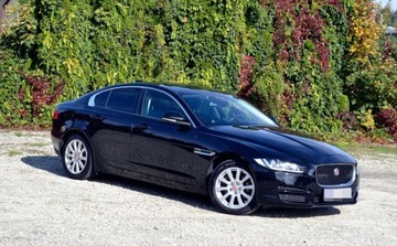Jaguar XE Sedan 2.0 i4 180KM 2018 Jaguar XE Zarejestrowany SALONOWY Stan 2.0 Diesel 180KM, zdjęcie 2