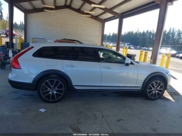 Volvo 2020 Volvo V90 Cross Country 2020 VOLVO V90 CROSS COUNTRY T6 2.0 Benzyna 316KM, zdjęcie 7
