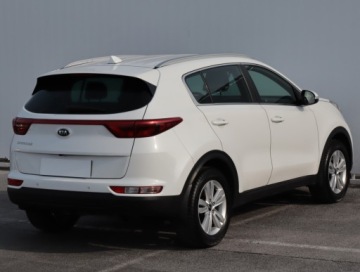Kia Sportage IV SUV Facelifting 1.6 GDI 132KM 2018 Kia Sportage 1.6 GDI, Salon Polska, Serwis ASO, zdjęcie 4