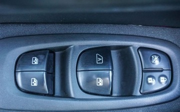 Renault Kadjar Crossover 1.2 Energy TCe 130KM 2015 Renault Kadjar 1.2 Tce 130 KM 1.2 Benzyna 130KM, zdjęcie 18