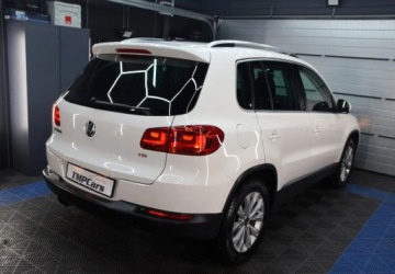Volkswagen Tiguan I SUV Facelifting 1.4 TSI BlueMotion 160KM 2012 Volkswagen Tiguan Tiguan_Panoramiczny dach_Alufelgi17_Podgrzewane fotele, zdjęcie 37