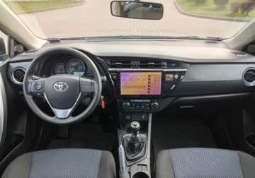 Toyota Auris II Hatchback 5d Dual VVT-i 100 99KM 2014 Toyota Auris Kupiony w Polsce - benzyna - przebieg 119.000 km 1.3 Benzyna, zdjęcie 20