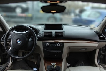 BMW E81 E82 E87 DESKA ROZDĚLOVAČE KOKPIT ULOŽENÍ AIRBAG