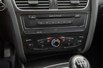 Audi A4 B8 Limousine 1.8 TFSI 120KM 2009 Audi A4 Limousine 1.8T 120KM Manual ! Serwisowana, zdjęcie 21