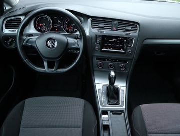 Volkswagen Golf VII Variant 1.6 TDI CR DPF BlueMotion Technology 105KM 2014 VW Golf 1.6 TDI, Salon Polska, Serwis ASO, zdjęcie 6