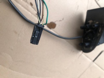 LEVÉ ZRCÁTKO ELEKTRICKÉ PEUGEOT 307 2001-2005 6PIN