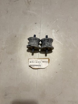 BMW E36 E34 E32 E31 LOŽISKO GUMOVÉ PŘEVODOVKY ŘAZENÍ 2370 1141614