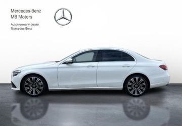 Mercedes Klasa E W213 Limuzyna 2.0 220d 194KM 2020 Mercedes-Benz Klasa E E220 4matic Od dealera Kamera cofania LED Martwe Pole, zdjęcie 1