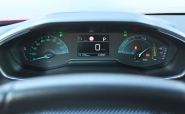 Peugeot 2008 II e-SUV Elektryczny 50kWh 136KM 2022 Peugeot 2008 e-2008 Allure 2022 fV23 Elektryczny 136KM, zdjęcie 9