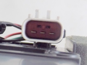 AVENGER 07- DRŽÁK HRNEK DRŽÁK NA NÁPOJ Z PŘEDEHŘÁNÍM