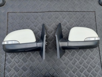 ZRCÁTKO PRAVÉ LED 10PIN KOMPLETNÍ SSANGYONG KORANDO III FACELIFT WAA