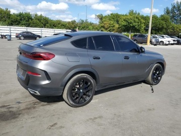 BMW X6 G06 2022 BMW X6 xDrive40i 2022 3.0l 3.0 Benzyna 335KM, zdjęcie 3