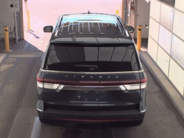 Lincoln Navigator III 2024 Lincoln Navigator Reserve 2024 3.5 Benzyna 440KM, zdjęcie 4