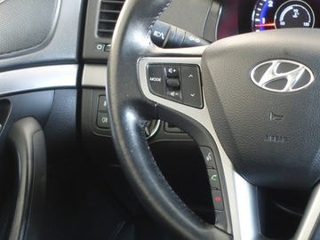 Hyundai i40 Kombi 2.0 GDI 177KM 2012 Hyundai i40 2.0 Ben.177KM/Podgrz.Fotele/Pełny, zdjęcie 23