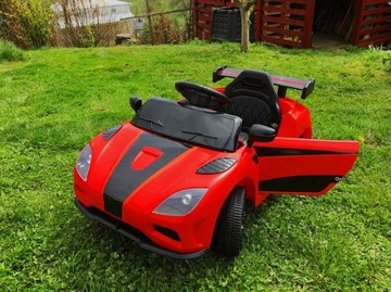 Детская машинка на аккумуляторе + светодиод + пульт + качалка