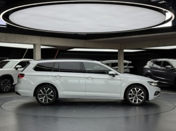 Volkswagen Passat B8 Variant Facelifting 1.5 TSI EVO 150KM 2023 Volkswagen Passat EVO Business ACC LED CarPlayAndroid Auto Czujniki pr, zdjęcie 5