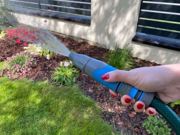 Простой профессиональный ороситель Sotka ABS.