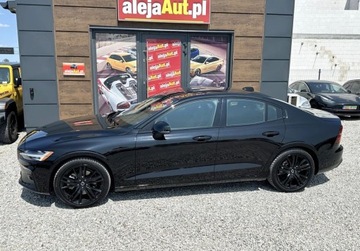 Volvo S60 III Sedan Facelifting 2.0 B5 250KM 2024 Volvo S60 4X4 S60 PLUS DARK 2.0 BENZ 250 KM 2024r Warszawa 2.0 Benzyna