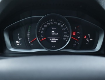 Volvo V70 III Kombi Facelifting 2.0 D3 136KM 2015 Volvo V70 D3, Skóra, Navi, Klima, Klimatronic, zdjęcie 10