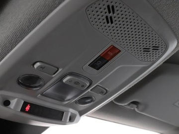 Citroen C4 III SUV 1.2 PureTech 130KM 2022 Citroen C4 Automat Navi Kamera cofania, zdjęcie 39