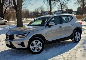Volvo XC40 Crossover Facelifting 2.0 B3 163KM 2023 Volvo XC 40 Skora 1-WL 2,0 B3 Benz SALON PL Bezwypadkowy 2.0 Benzyna, zdjęcie 1