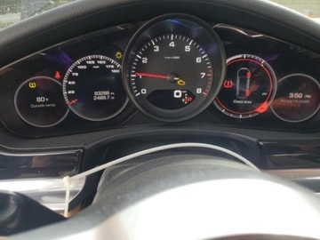 Porsche Panamera II Liftback 3.0 330KM 2018 Porsche Panamera Panamera 4 3.0 Benzyna 330KM, zdjęcie 9