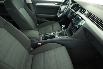 Volkswagen Passat B8 Limousine Facelifting 1.5 TSI EVO 150KM 2020 VW Passat 1.5 TSI, Salon Polska, 1. Właściciel, zdjęcie 8