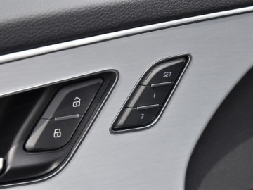 Audi Q8 2026 Q8 / E-Tron Q8 e-hybrid quattro Tiptronic 3.0 (394 KM) 2026, zdjęcie 13