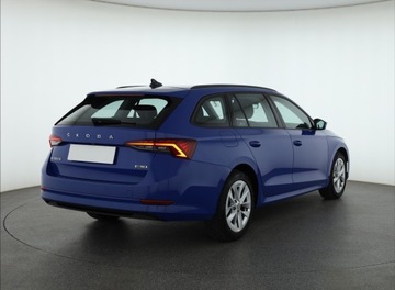 Skoda Octavia IV Liftback 1.0 TSI EVO 110KM 2022 Skoda Octavia 1.0 TSI e-tec, Salon Polska, zdjęcie 4