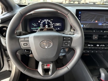 Toyota C-HR II SUV 2.0 Hybrid Dynamic Force 197KM 2024 Toyota C-HR 2.0 Hybrid GR Sport 2.0 Hybrid Dynamic, zdjęcie 15