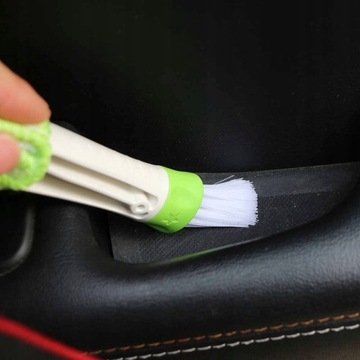 SZCZOTKA DO CZYSZCZENIA TRUDNYCH MIEJSC W AUCIE