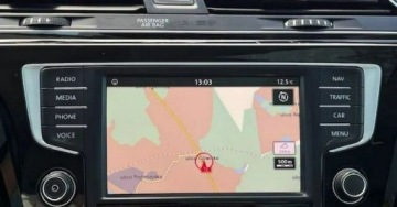 Volkswagen Touran III 1.8 TSI 180KM 2016 Volkswagen Touran Automat Panorama Parktronic Kamera Navi 7Osobowy L, zdjęcie 27