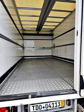 Контейнер с лифтом PALFINGER Iveco 70C 50C