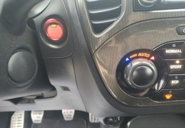 Nissan Juke I Nismo RS 1.6L turbo DIG-T 218KM 2018 Nissan Juke Nismo RS Navi Kamery 360 Full 218 PS Zarejetsr 1.6 Benzyna, zdjęcie 27