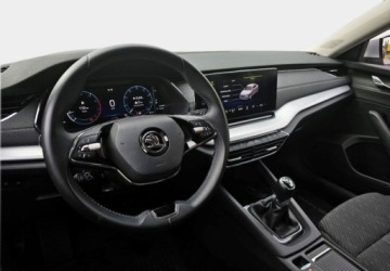 Skoda Octavia IV Liftback 1.5 TSI EVO 150KM 2023 Skoda Octavia Top LED Matrix - Aktywny Tempomat - Czujniki - Kamera - HAK, zdjęcie 37