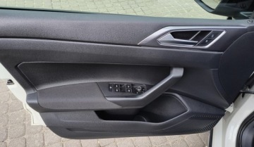 Volkswagen T-Cross SUV 1.5 TSI 150KM 2022 Volkswagen Taigo 1.5 TSI ACT Style DSG, 150KM, Sal, zdjęcie 22