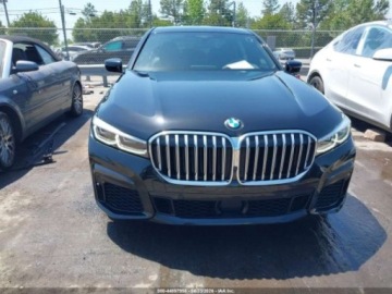 BMW Seria 7 G11-G12 2021 BMW Seria 7 750I XDrive 2021 4.4 Benzyna 523KM, zdjęcie 7