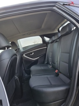 Hyundai i30 II Wagon 1.6 GDI 135KM 2012 Hyundai i30 1.6 benzyna 135KM Navi Kamera Cofania Bogate wyposazenie Oplac, zdjęcie 9