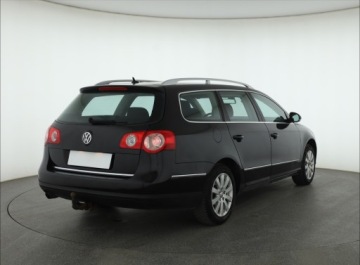 Volkswagen Passat B6 Variant 1.6 FSI 116KM 2005 VW Passat 1.6 FSI, 1. Właściciel, HAK, Klima,ALU, zdjęcie 4