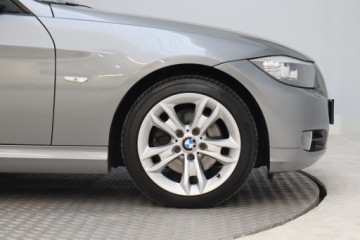 BMW Seria 3 E90-91-92-93 Touring E91 2.0 318d 143KM 2011 BMW 3 318 d, Xenon, Klima, Klimatronic, Tempomat, zdjęcie 14