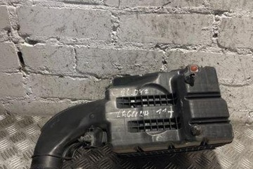 POUZDRO FILTRU VZDUCHU RENAULT LAGUNA II (BG0/1_) 8200545836 2.0L