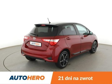 Toyota Yaris III Hatchback 5d Facelifting 2017 1.5 Dual VVT-iE 111KM 2018 Toyota Yaris klima-auto kamera Bluetooth tempomat, zdjęcie 6