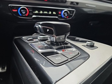 Audi Q7 II SQ7 4.0 TDI 435KM 2017 Audi SQ7 pneumatyka, hak, 7 osobowa, naglosnienie BOSE, elektryczne fotele, zdjęcie 20